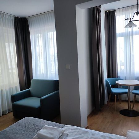 ミエンジズドロイェ Polonia Bed & Breakfast エクステリア 写真