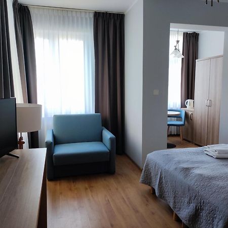 ミエンジズドロイェ Polonia Bed & Breakfast エクステリア 写真