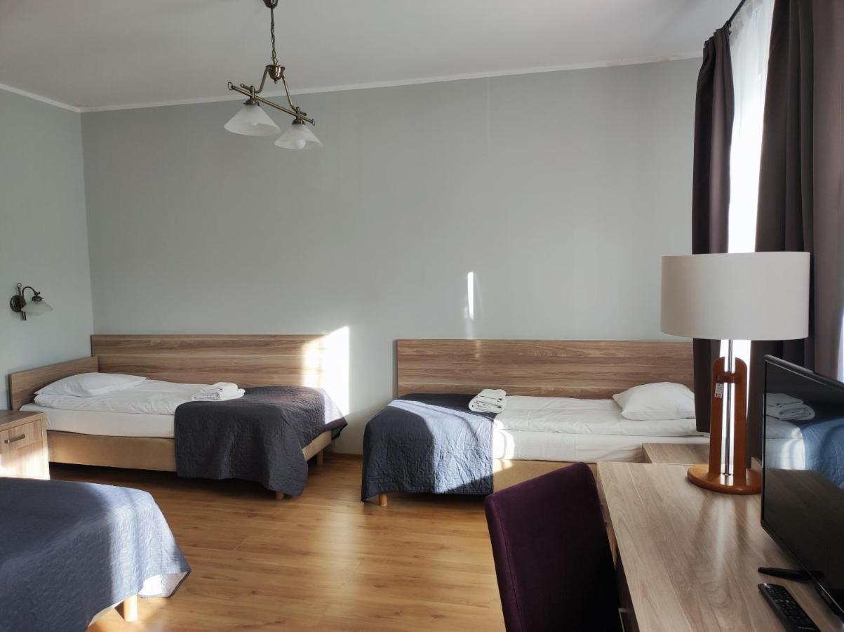 ミエンジズドロイェ Polonia Bed & Breakfast エクステリア 写真